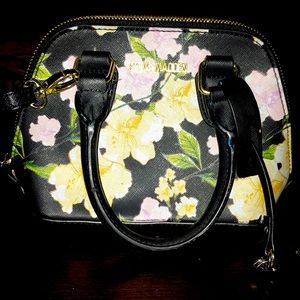 A purse from Steve Madden that can help you a lot and let’s you carry things <3